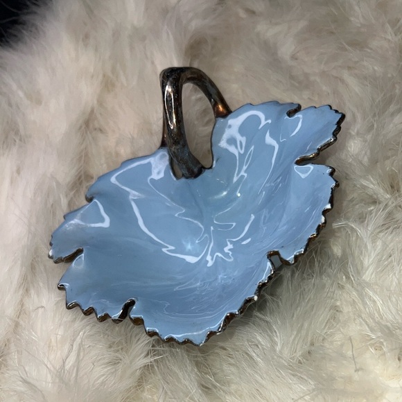 Baby blue Antique Trinket Vintage Ceramic Maple Leaf Jewelry Dish Plate Holder - Picture 11 of 16